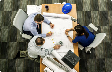 Como o uso excessivo das redes sociais afeta as perspectivas de emprego e a manutenção do emprego